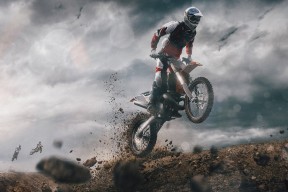 jiuyou官网入口-浓眉哥关键助攻救主，FPX惊险取胜引爆全网热议